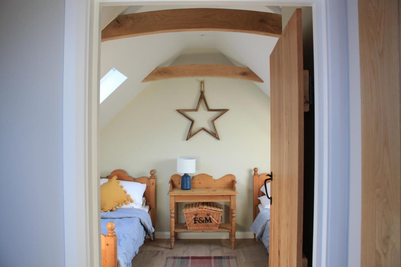 Villa Charming And Luxury Retreats On Our Farm à Billingshurst Extérieur photo
