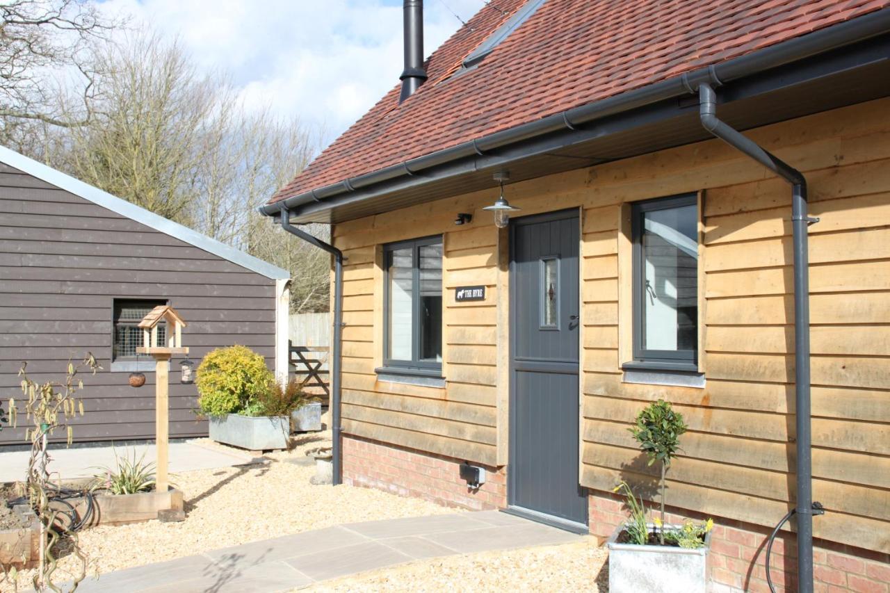 Villa Charming And Luxury Retreats On Our Farm à Billingshurst Extérieur photo